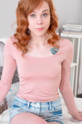 Mary Solaris - Kinky artist seduces a male model