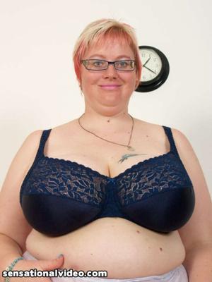Very large mature unit banged