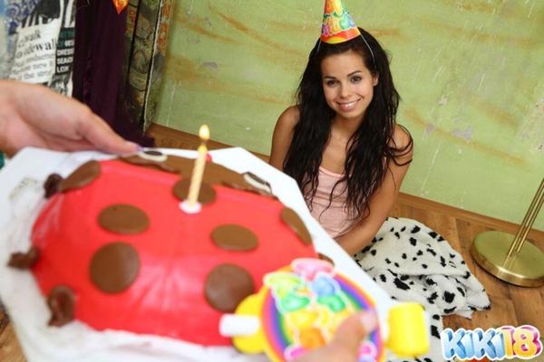 O aniversário de 18 anos da minha prima Cristina