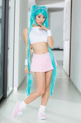 Ayumu Kase em Otaku Orgasmo Abrangente