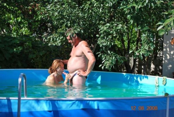 Dona de casa sacanagem e puta MILF