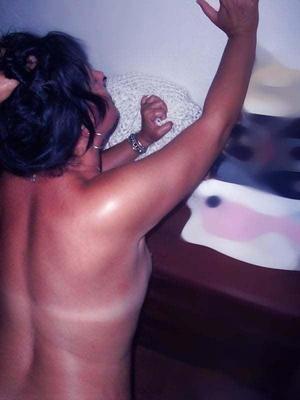 MILFS ON THE WEB 