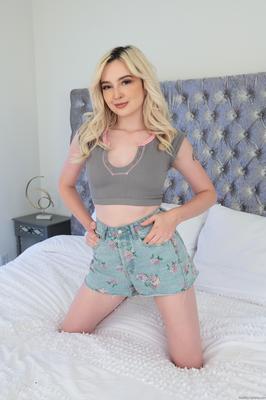 Nubiles Casting Lexi Lore Cast Selina Imai! __