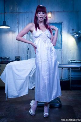 .. MaitresseMadelineMarlowe（femdom）
