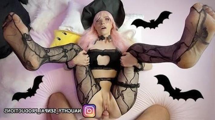 Cosplay to change into WITCHES