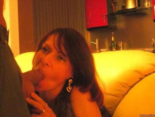  Milfs and mothers 