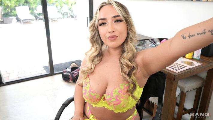 Quincy Yo pega sua bunda de bolha fodida e creme